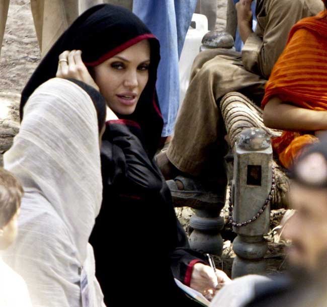 Actions de Angelina Jolie pour les inondations de Pakistan