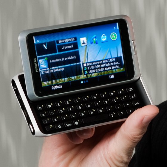Caractéristiques Nokia E7 en Algérie