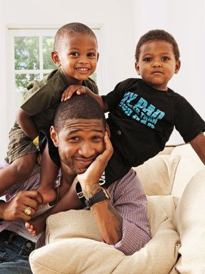 Photo Usher et ses fils: Usher Raymond V et Naviyd Ely